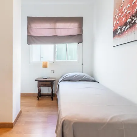 Flatguest Triana Urbano 아파트 *
